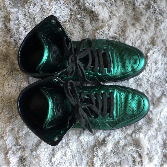 GUCCI SNEAKERS - Picture 2 of 6